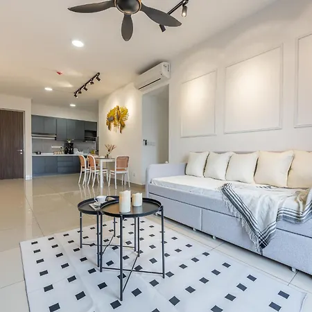 M Vertica Near Sunway Velocity By Gl Staycation